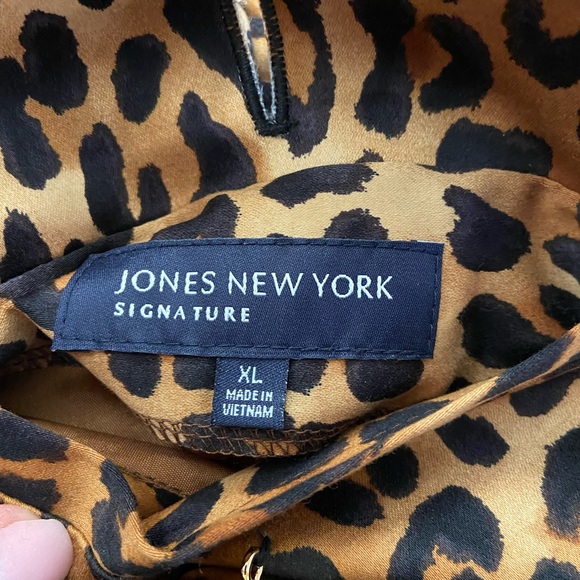 Jones New York reversible animal print and black coat - Picture 10 of 12